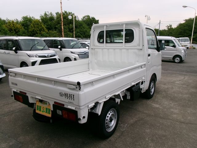 c8014e1d5120bd5078bbf45ef03a542f.jpg