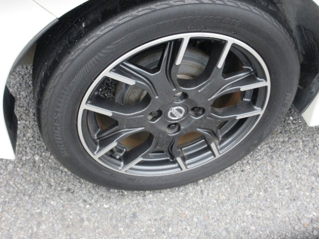 43ec8d6ef25f9d68047dfa69ed755eae.jpg