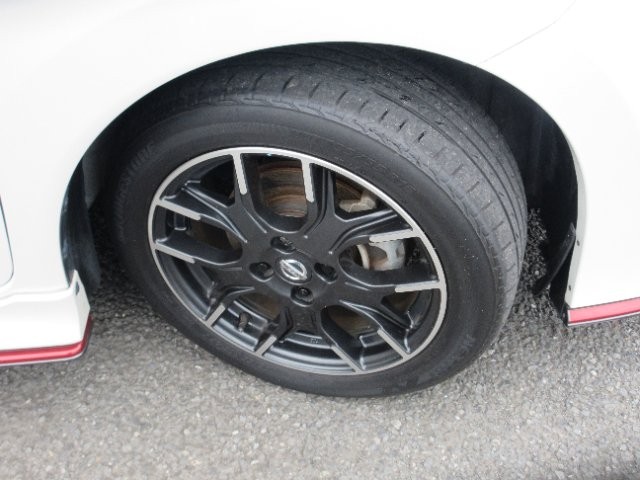 e15d25f300d14ba9bdff82bf1ce7f40e.jpg