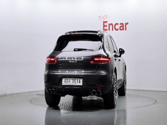 a64365f2b54a5b1ffd46f66394d4fb52.jpeg