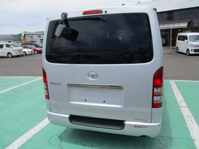 4b655fcc75a0eb416110e781fda82181.jpg