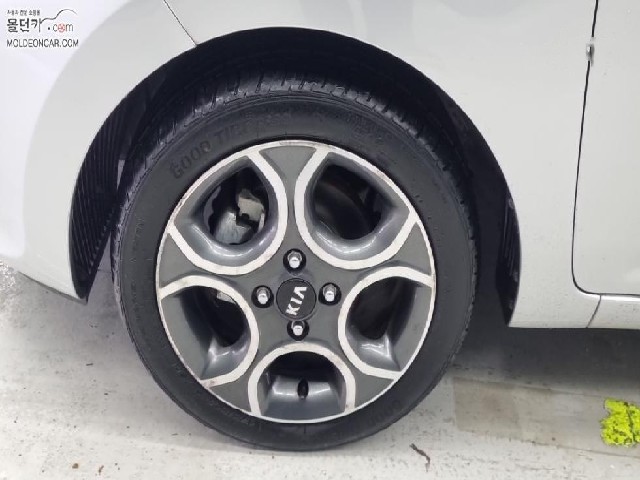 1745ec0bc57ea10662ca31e39de0e38c.jpeg