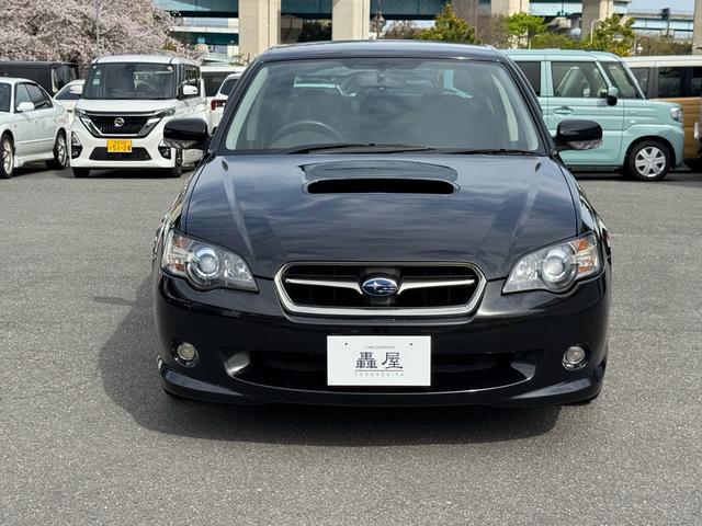 0705126A30260406W00102.jpg