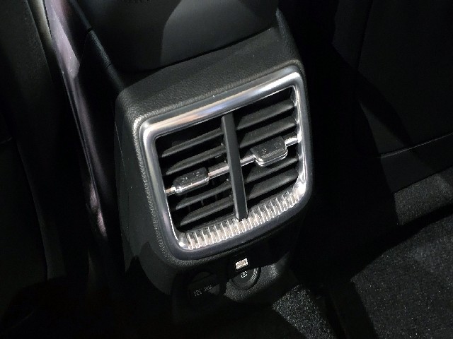cdb0aa72be5525dd94b4ac418d946ad4.jpeg