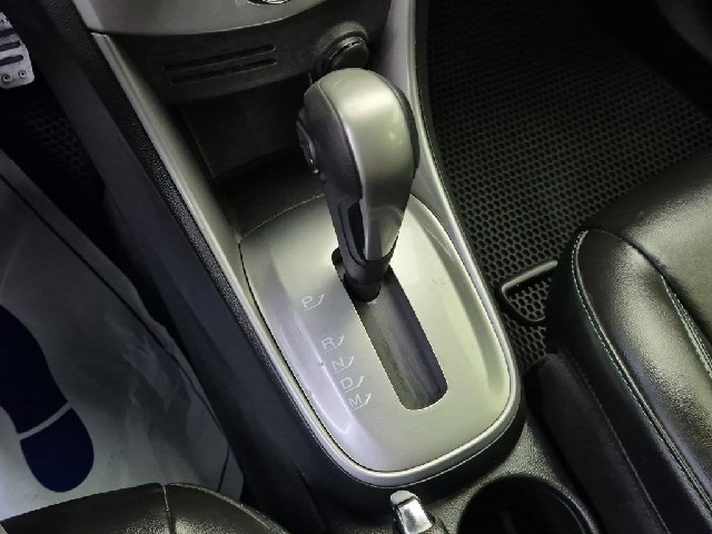 6081501566R8.jpg