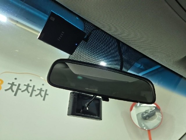 6091000429R15.jpg