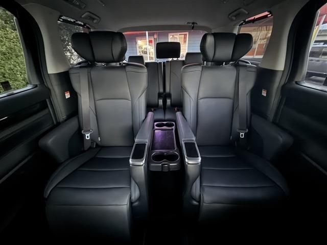 9a181ec2dca19aa03efeb072c71923e0.jpg