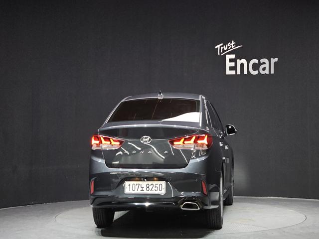 6e8e27e6706c7c08a1e2e85d26e7c1cc.jpeg