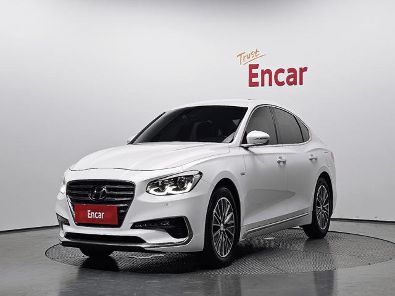 2019 Hyundai Grandeur, photo 1 of 1