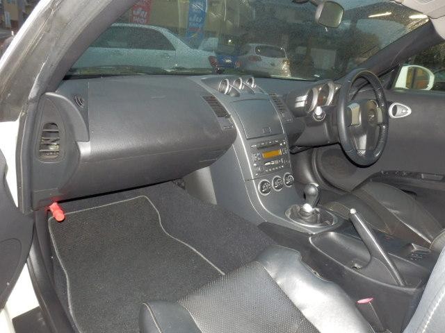 0500811A30261029W00413.jpg