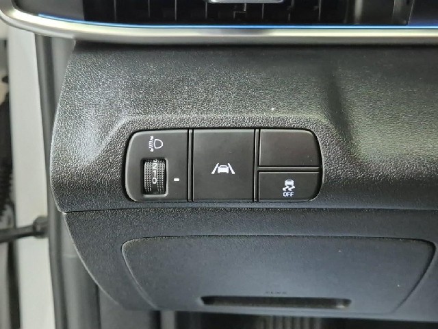 6091500135R17.jpg