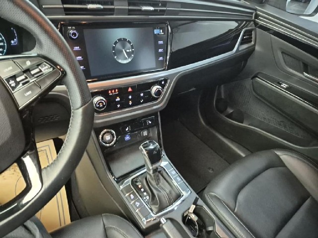 6081502144R10.jpg