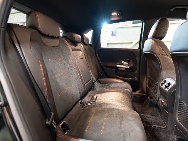 de20e992c8e376ccdd26cc7d7291c160.jpg