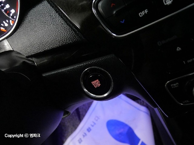 3121000734R17.jpg