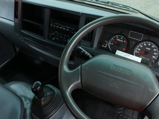98770fe338b11b75bd4f0bb69278433b.jpg
