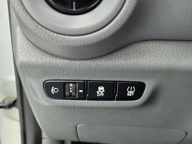 6091000597R13.jpg