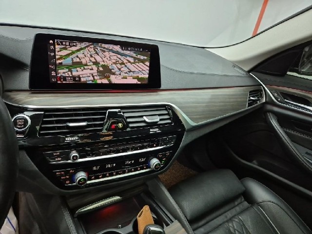 6091000053R10.jpg