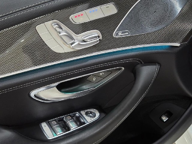 d481369acc6d4d438da0aba8458557d4.jpeg