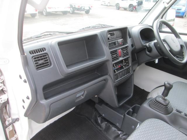 0550673A30260926W00214.jpg