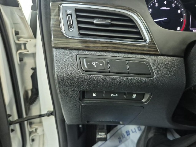 6071500371R16.jpg
