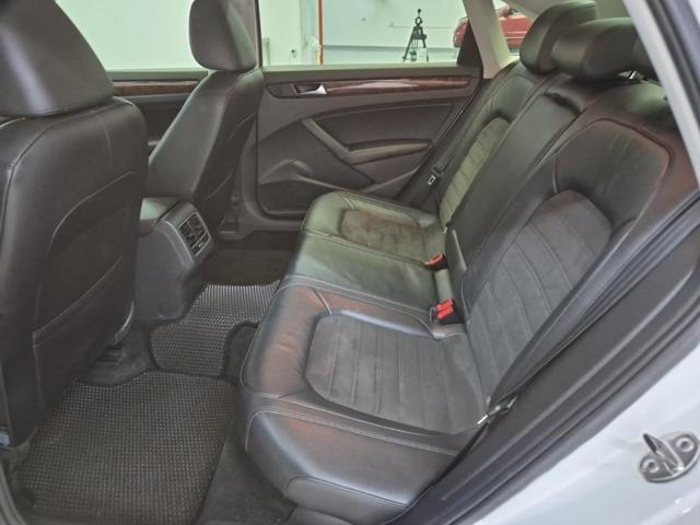 6041501234R12.jpg