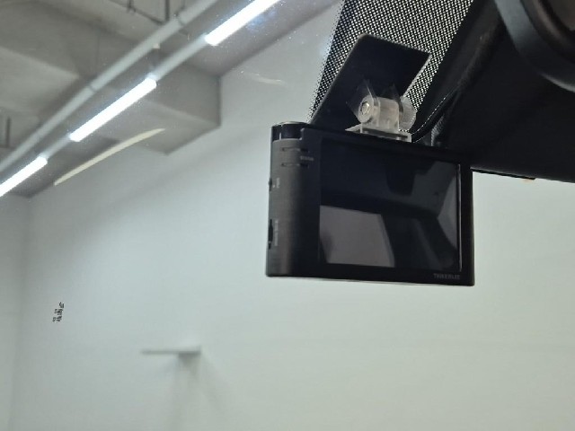 6061501298R16.jpg