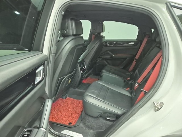 6081001491R12.jpg