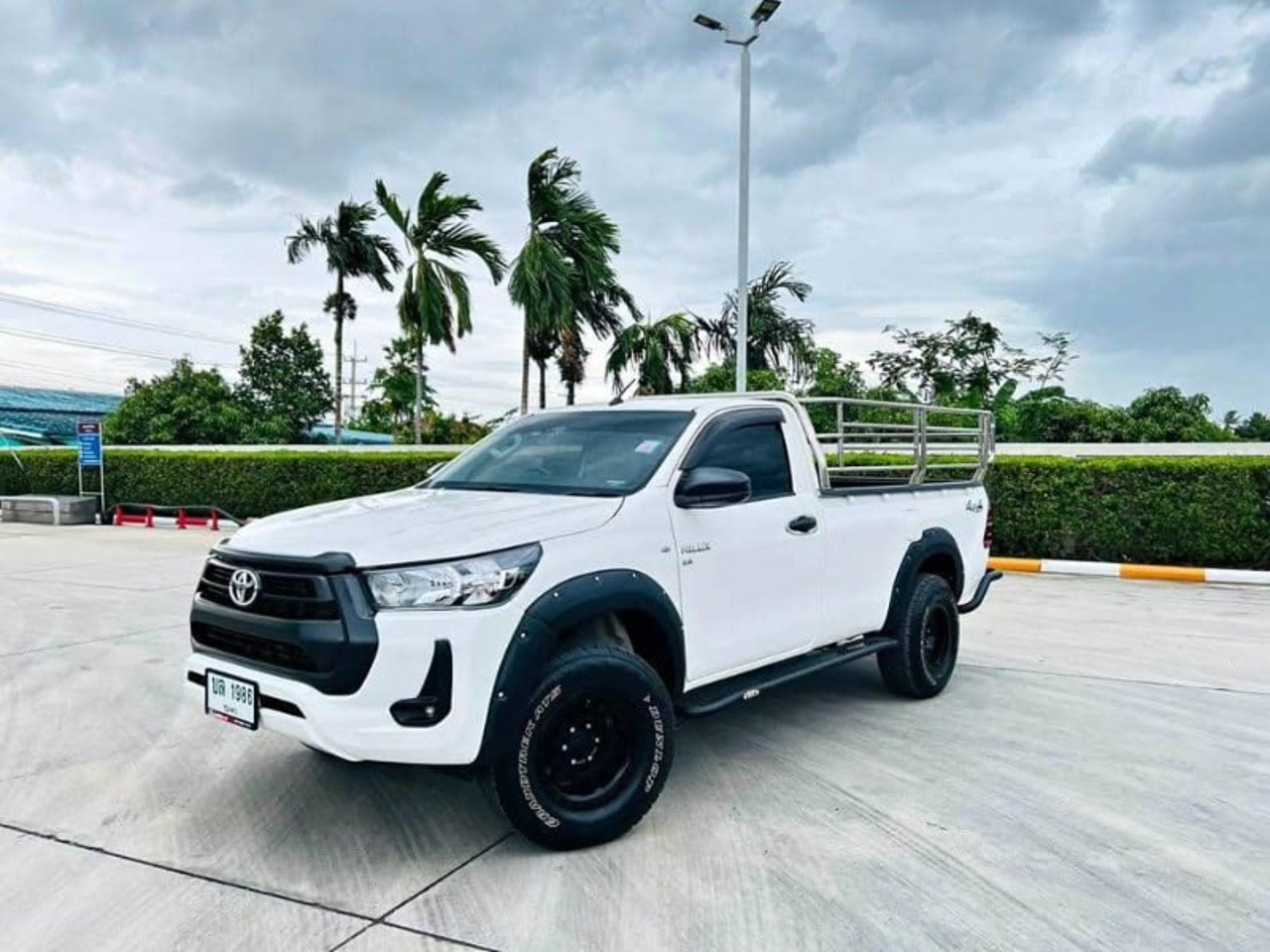 2021 Toyota Hilux, photo 1 of 1