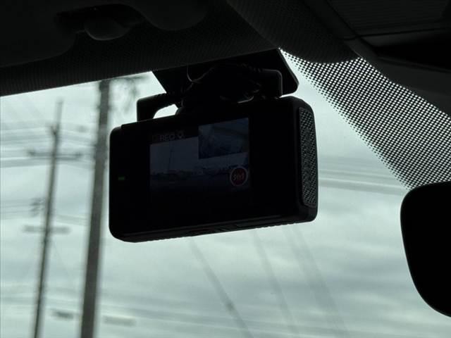 c300fc2e69bb675a61e41aaec68979de.jpg