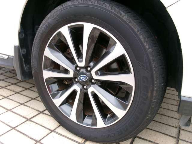 81f6b2ae8f064f4a42bb24a468b72163.jpg