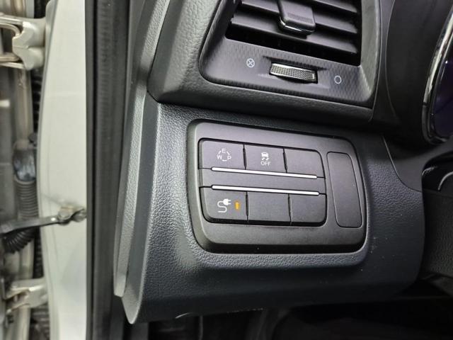 6041000089R18.jpg