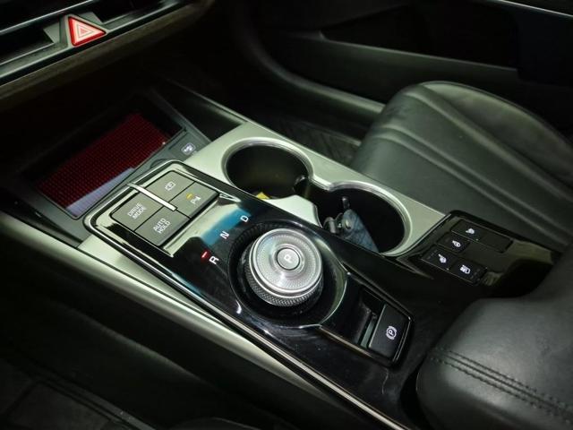 6041001104R8.jpg
