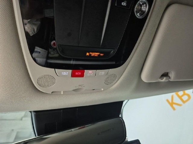 6061501117R16.jpg