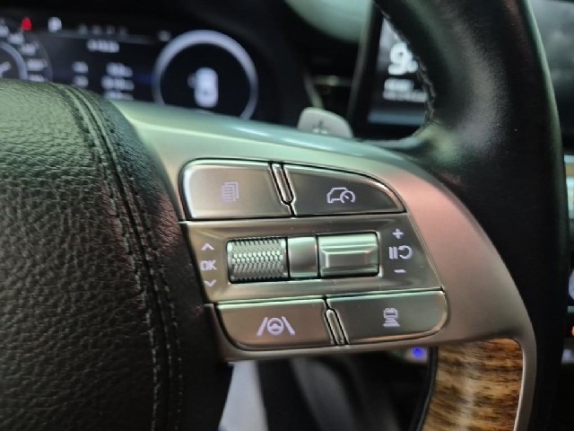 6081501238R15.jpg