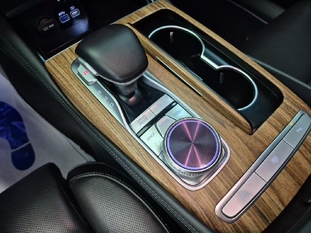 6081501238R8.jpg