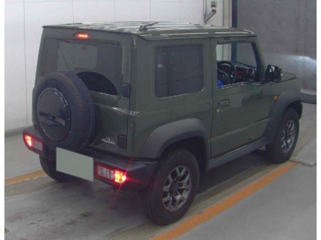 27072284_carP_l_3.jpg