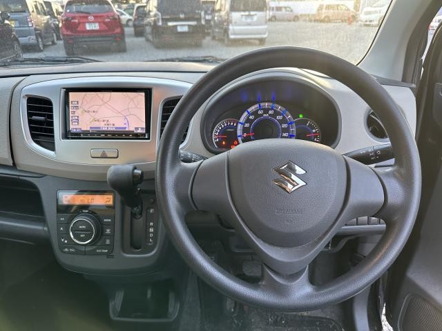 27082629_carP_l_6.jpg