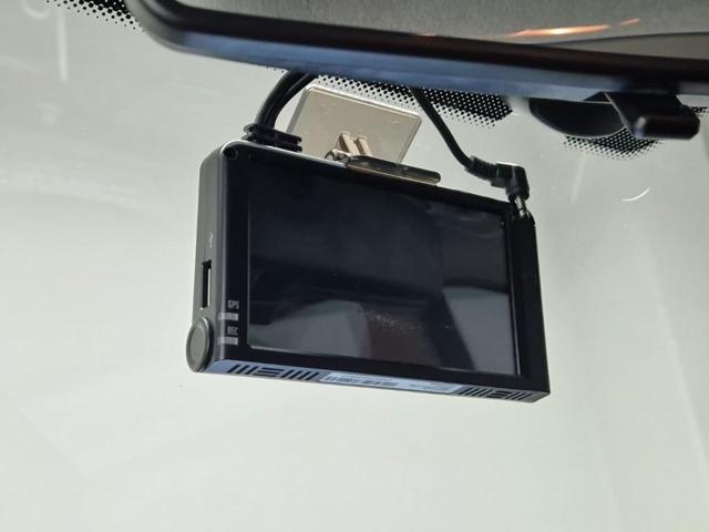 6021001227R15.jpg