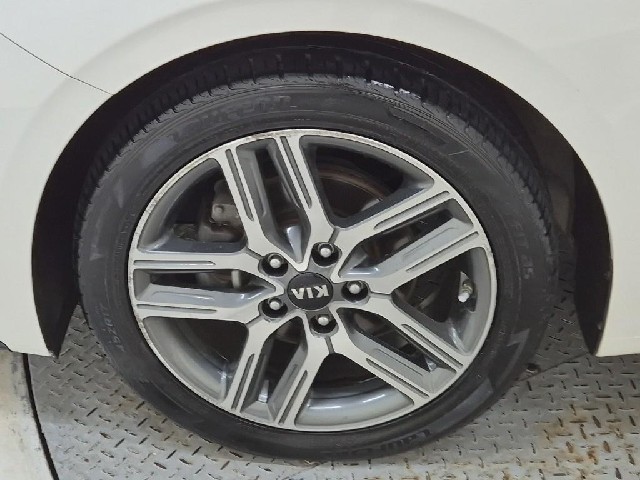 6081001945R19.jpg
