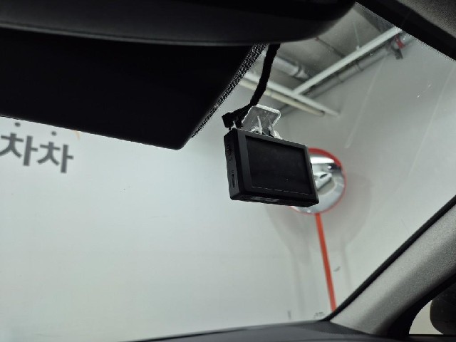 6061002882R16.jpg
