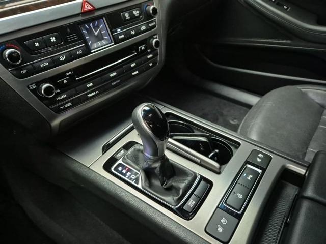 6021002392R8.jpg