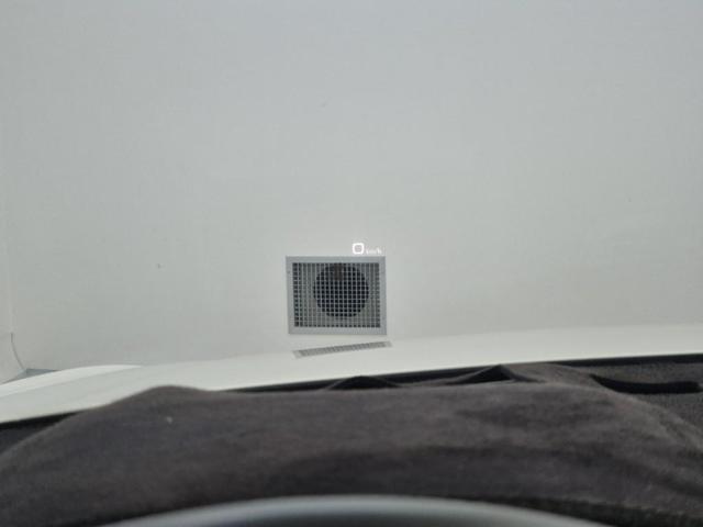 6021501645R17.jpg