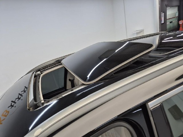 6081501906R13.jpg