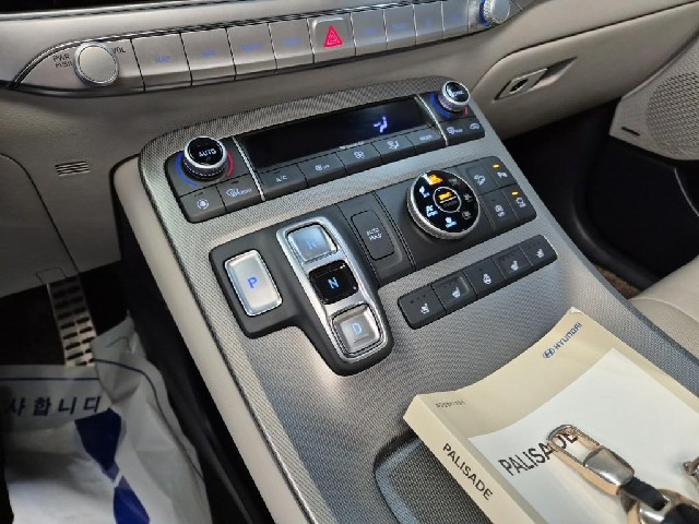 6081501906R8.jpg