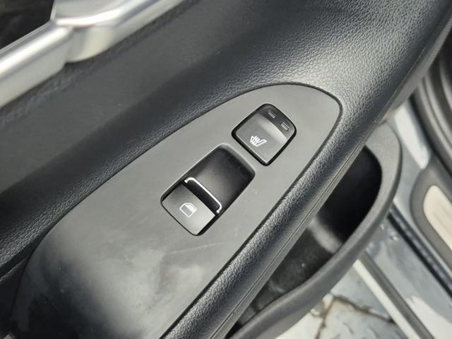 5111501104R19.jpg