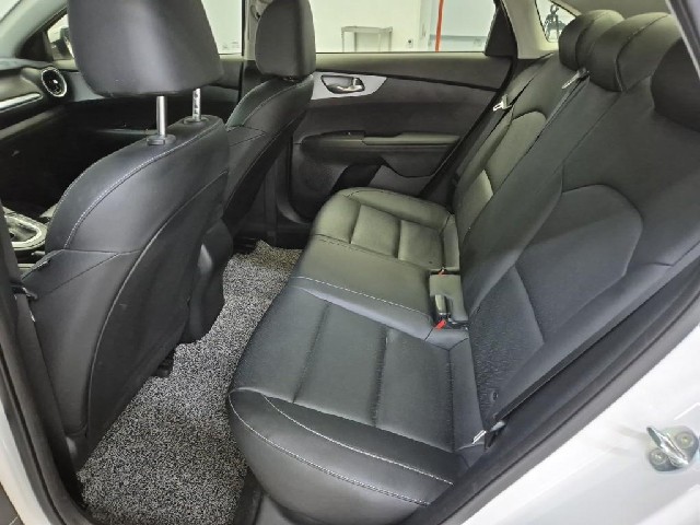 6081001666R12.jpg