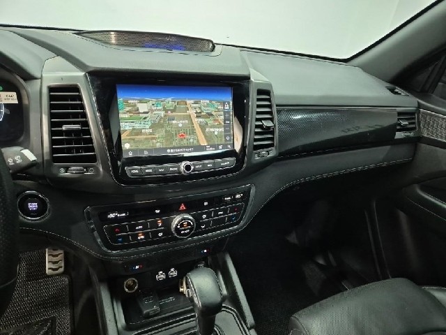 6081001549R10.jpg