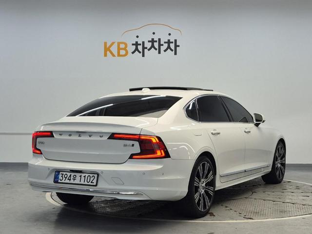 5121500825R3.jpg