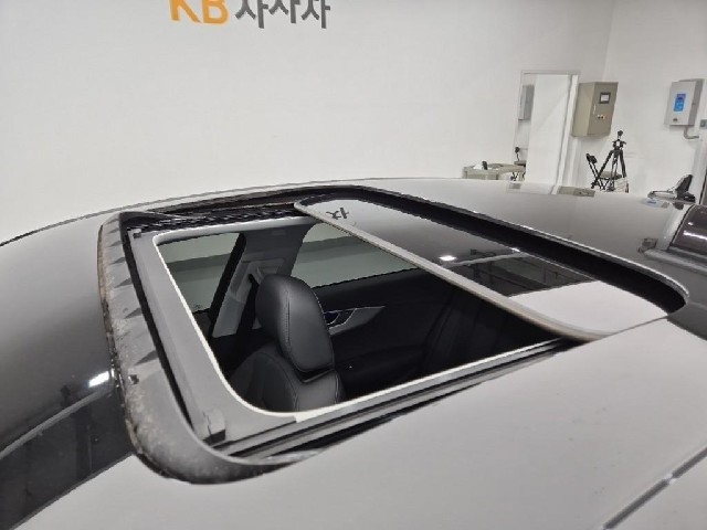 6051000988R13.jpg