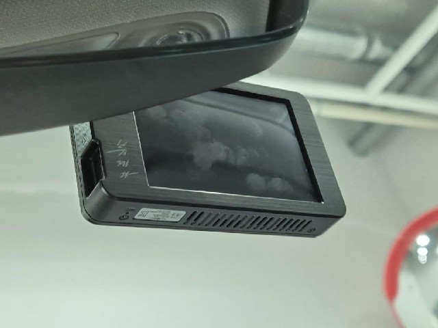 6051000988R17.jpg